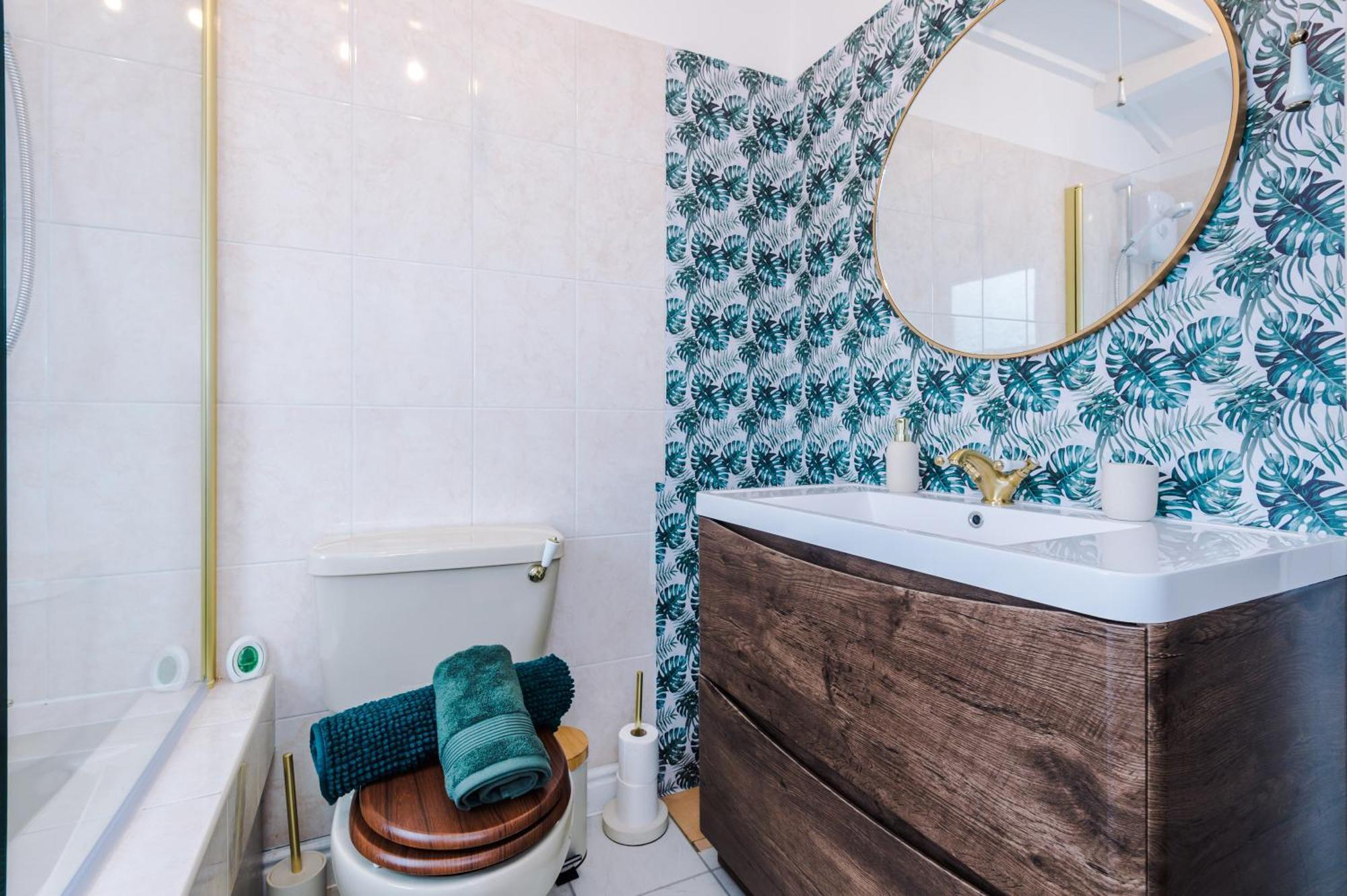 New! Stunning 2-Bed City-Centre Home In Chester By 53 Degrees Property - Ideal For Couples & Groups - Sleeps 6! 外观 照片