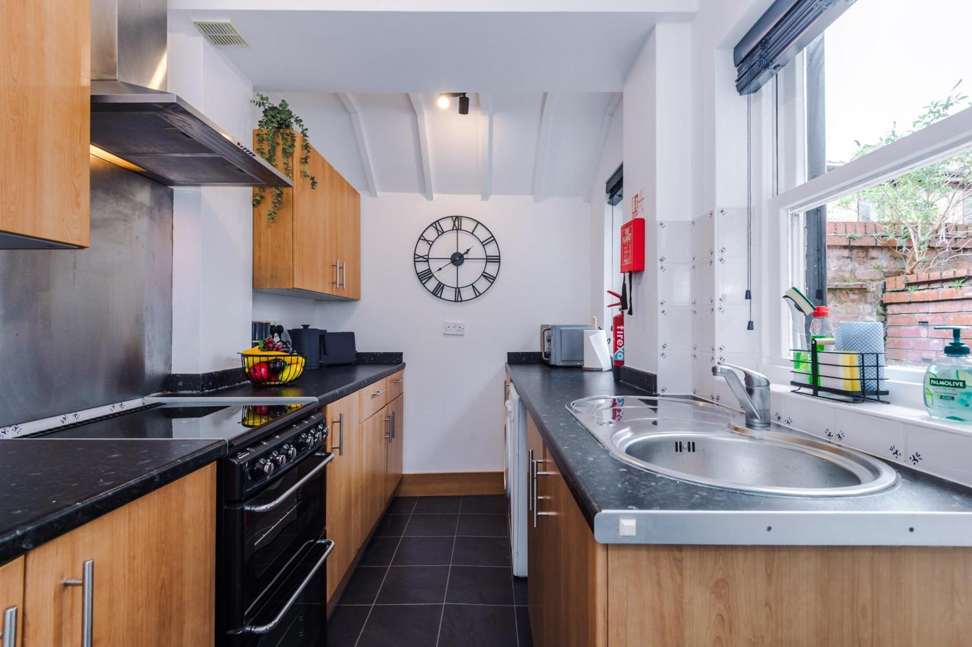 New! Stunning 2-Bed City-Centre Home In Chester By 53 Degrees Property - Ideal For Couples & Groups - Sleeps 6! 外观 照片
