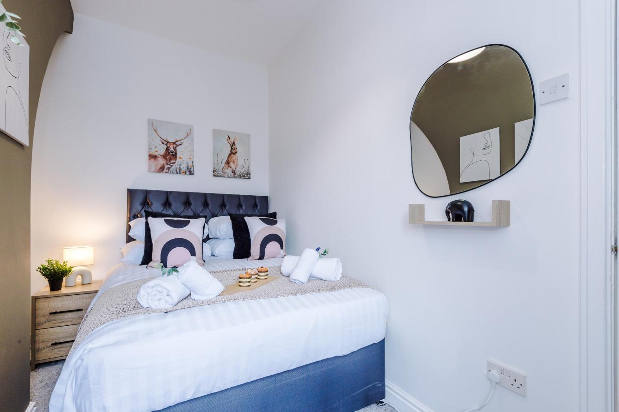 New! Stunning 2-Bed City-Centre Home In Chester By 53 Degrees Property - Ideal For Couples & Groups - Sleeps 6! 外观 照片